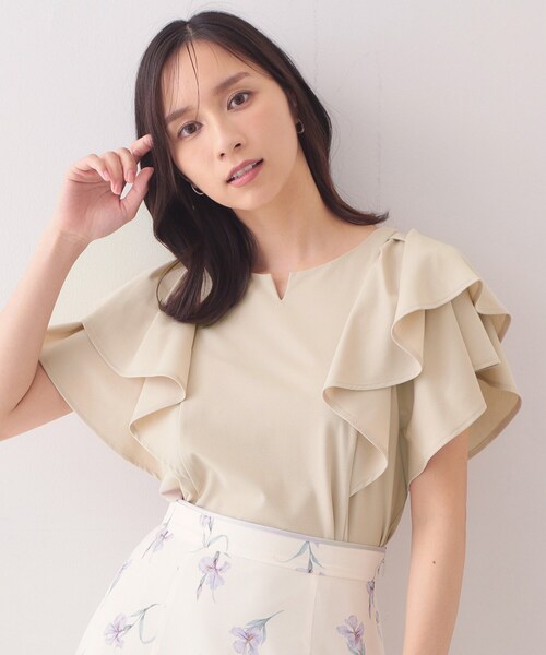 index（インデックス）の「【接触冷感】ダブルフレアキーネックトップス《UVケア／洗濯機OK》（Tシャツ/カットソー・レディース・ボルドー/ネイビー/オフホワイト/ベージュ系その他7・40/38/36/42）」の19枚目の写真