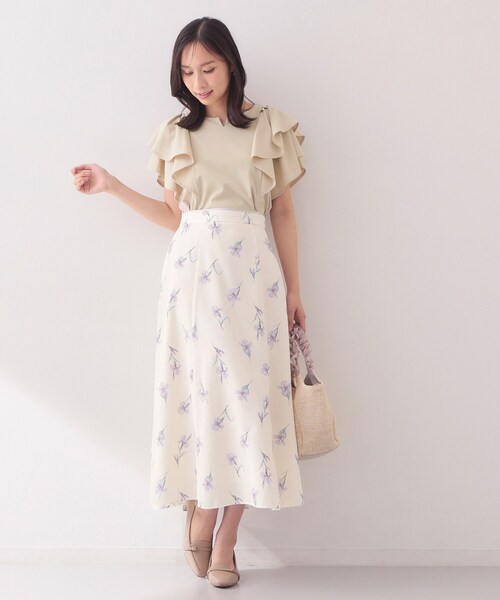 index（インデックス）の「【接触冷感】ダブルフレアキーネックトップス《UVケア／洗濯機OK》（Tシャツ/カットソー・レディース・ボルドー/ネイビー/オフホワイト/ベージュ系その他7・40/38/36/42）」の20枚目の写真