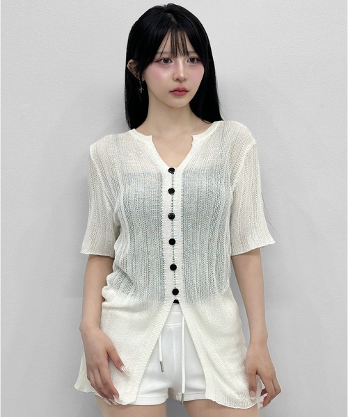 FOLLOWIN(フォロウィン)の「3color/ボタンポイントリブニットハーフスリーブトップス(ニット/セーター・レディース・ホワイト/グレー/ブラック・FREE)」の7枚目の写真