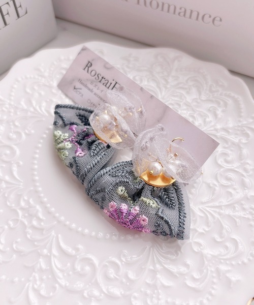 tone(トーン)の「【RosraiE】シフォンフリル インド刺繍リボン ピアス(MA)(ピアス(両耳用)・レディース・ゴールド・FREE)」の8枚目の写真