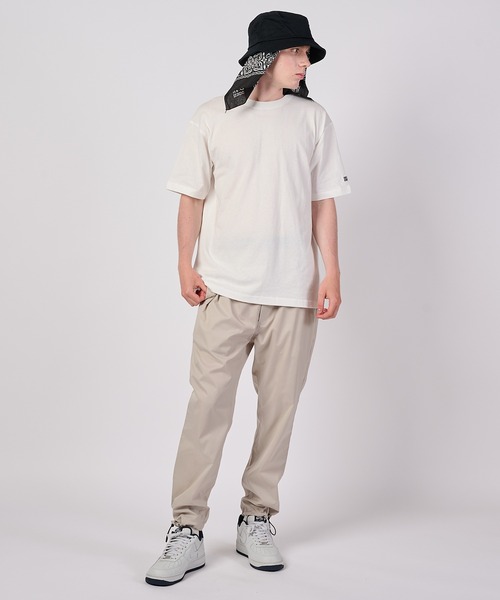 FIRST DOWN(ファーストダウン)の「エアーライト イージーパンツ(その他パンツ・メンズ・チャコールグレー/ベージュ/ネイビー・L/M/XL)」の4枚目の写真