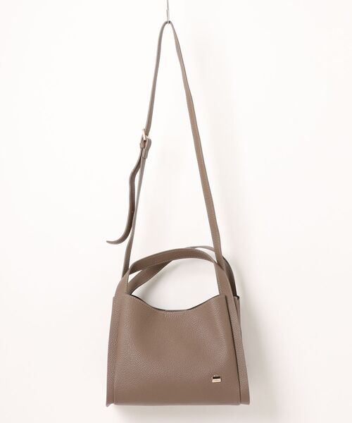 LA BAGAGERIE(ラバガジェリー)の「ソフトシュリンク2WAYハンドバッグ small(ハンドバッグ・レディース・ダークグレー/ブラック/ブラウン/グレイッシュベージュ・FREE)」の4枚目の写真