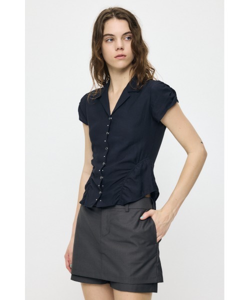 MOUSSY(マウジー)の「STUDDED OPEN COLLAR シャツ(シャツ/ブラウス・レディース・ライトピンク/ライトブラック/オフホワイト・1/2)」の7枚目の写真