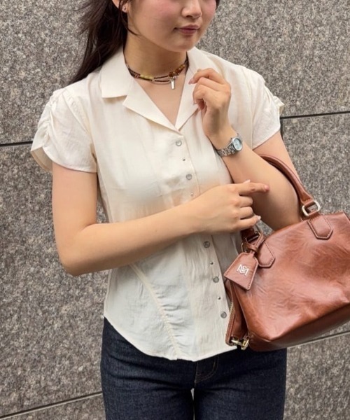 MOUSSY(マウジー)の「STUDDED OPEN COLLAR シャツ(シャツ/ブラウス・レディース・ライトピンク/ライトブラック/オフホワイト・1/2)」の22枚目の写真