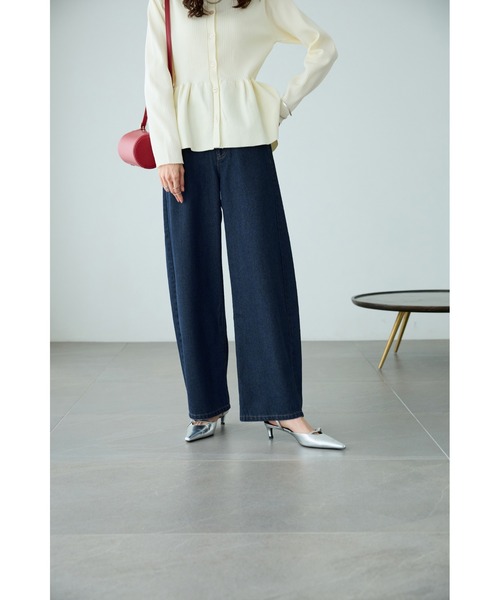 BELLUNA(ベルーナ)の「【低身長さん向け】オシャレに見えるカーブデニムパンツ64丈(その他パンツ・レディース・ブルー/サックスブルー/ネイビー・MEDIUM/LARGE/X-LARGE)」の19枚目の写真