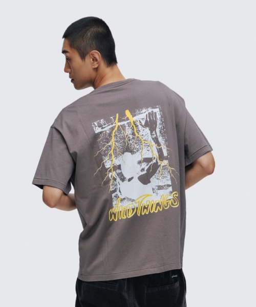 WILD THINGS(ワイルドシングス)の「ミッドナイトライトニング S/S Tシャツ|MIDNIGHT LIGHTNING S/S TEE(Tシャツ/カットソー・メンズ・ホワイト/チャコールグレー/ブルー系その他/イエロー系その他/ベージュ系その他・S/M/L/XL)」の1枚目の写真