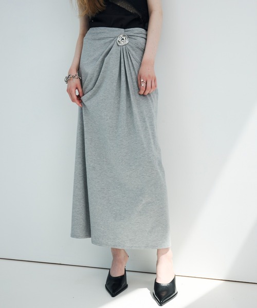 JOSE MOON(ジョゼムーン)の「<SIGNATURE PIN>DRAPE SKIRT/ドレープスカート(スカート・レディース・ブラック/グレー・38/36)」の5枚目の写真