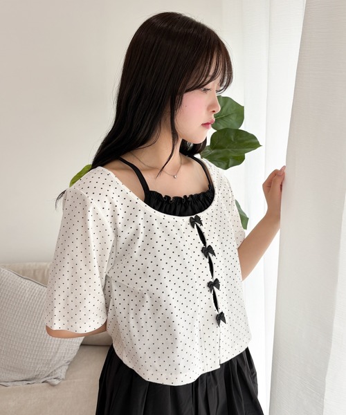 WEGO(ウィゴー)の「WEGO/キャミレイヤードトップス(Tシャツ/カットソー・レディース・ホワイト/ブラック・FREE)」の1枚目の写真