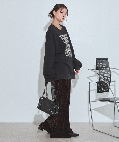 PAGEBOY(ページボーイ)の「レースカレッジスウェット/トレーナー【SHORT/LONG2サイズ展開】(スウェット・レディース・チャコールグレー/グレー/ローズ・SMALL/FREE)」の15枚目の写真