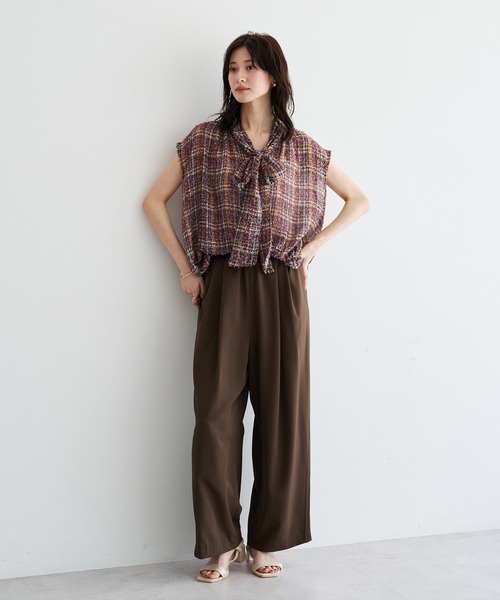YECCA VECCA(イェッカヴェッカ)の「チェック柄ジャガードボウタイブラウス(シャツ/ブラウス・レディース・ブラウン/ネイビー・FREE)」の7枚目の写真