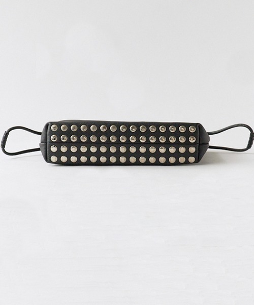 YAHKI(ヤーキ)の「YAHKI/ヤーキ LEATHER 牛革レザー 巾着ハンドバッグ ブランドロゴ コンパクト デイリー レディース 2026秋冬 秋服(ハンドバッグ・メンズ・ブラック/ブラウン・ONE SIZE)」の13枚目の写真
