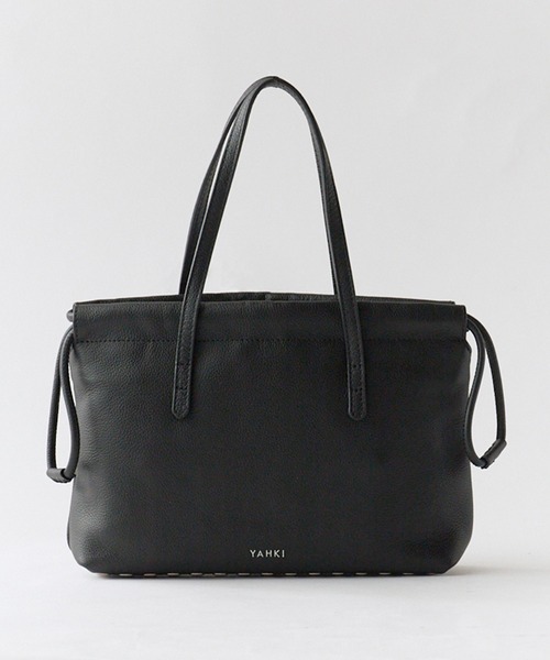 YAHKI(ヤーキ)の「YAHKI/ヤーキ LEATHER 牛革レザー 巾着ハンドバッグ ブランドロゴ コンパクト デイリー レディース 2026秋冬 秋服(ハンドバッグ・メンズ・ブラック/ブラウン・ONE SIZE)」の14枚目の写真