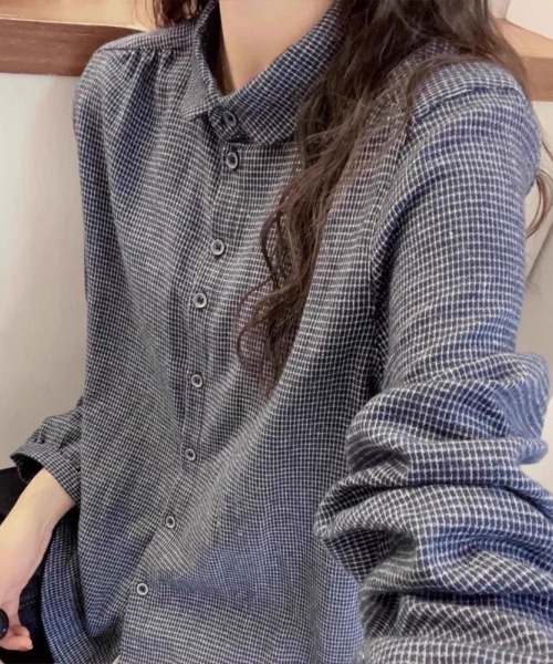 Flugge(フラッジー)の「チェック柄オーバーサイズシャツ(シャツ/ブラウス・レディース・ブルー・MEDIUM/LARGE)」の3枚目の写真