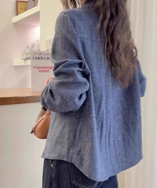 Flugge(フラッジー)の「チェック柄オーバーサイズシャツ(シャツ/ブラウス・レディース・ブルー・MEDIUM/LARGE)」の10枚目の写真