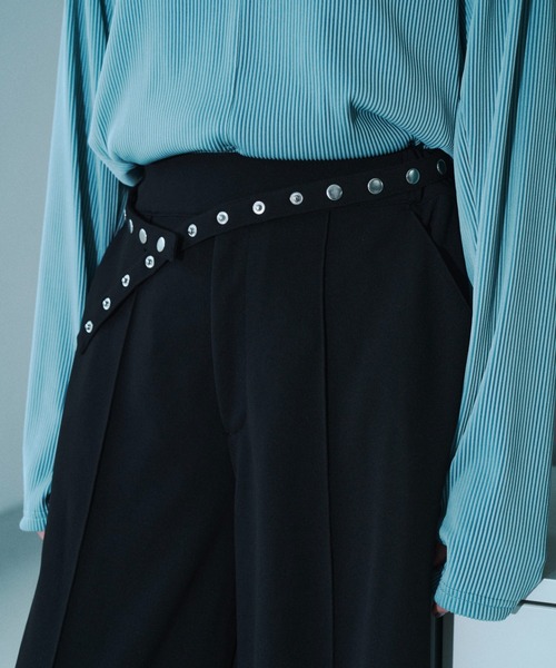 seyto（セイト）の「Rivet-belt georgette wide straight trousers / リベットベルトジョーゼットワイドストレートスラックス（スラックス・メンズ・グレー/ブラック・1/2/3）」の21枚目の写真