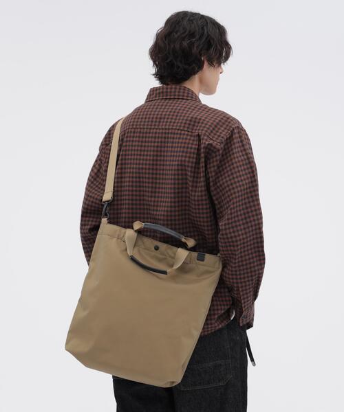MHL.(エムエイチエル)の「NYLON CANVAS(ショルダーバッグ・レディース・ブラック/ベージュ・FREE)」の18枚目の写真