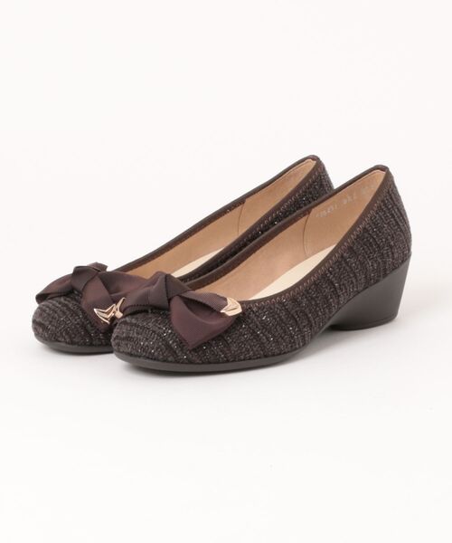 Bridget Birkin(ブリジットバーキン)の「【Bridget Birkin Walk】コーナーパーツリボンウォーキングパンプス(565251)(パンプス・レディース・ブラック/ブラック系その他/ブラウン系その他・23.5/22.5/24/23/24.5)」の3枚目の写真