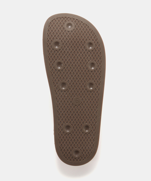 adidas(アディダス)の「*【ADIDAS/アディダス】ADIMULE(その他シューズ・レディース・ベージュ・22.5cm/23.5cm/24.5cm)」の2枚目の写真