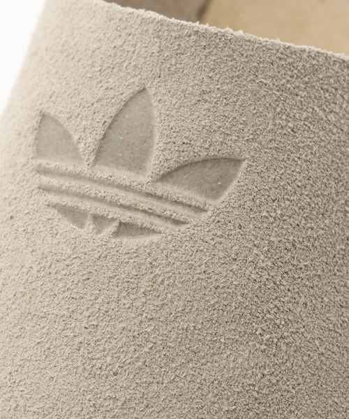 adidas(アディダス)の「*【ADIDAS/アディダス】ADIMULE(その他シューズ・レディース・ベージュ・22.5cm/23.5cm/24.5cm)」の3枚目の写真
