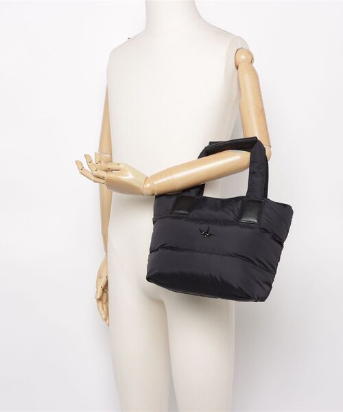 1PIU1UGUALE3 RELAX (ウノピゥウノウグァーレトレ リラックス)の「【1PIU1UGUALE3 RELAX】PUFFY NYLON MINI TOTE BAG(トートバッグ・メンズ・ブラック・FREE)」の2枚目の写真