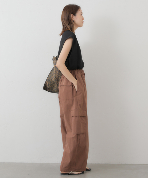 SLOBE IENA(スローブイエナ)の「《追加》CNドレープポプリンカーゴパンツ(カーゴパンツ・レディース・カーキ/ブラウン・36/38)」の11枚目の写真