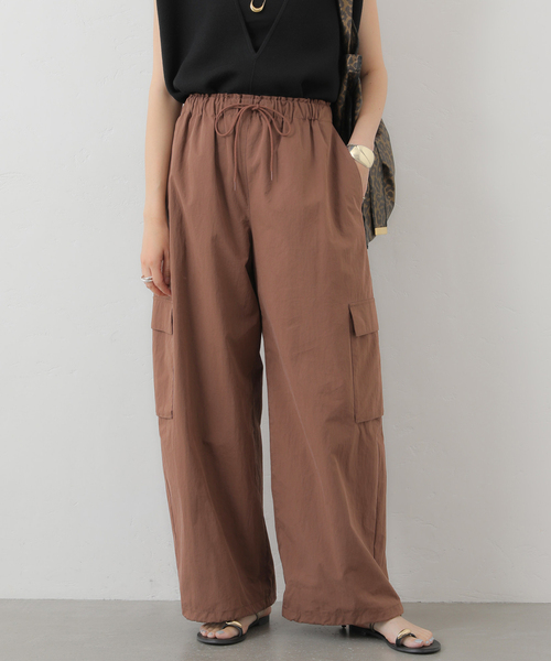 SLOBE IENA(スローブイエナ)の「《追加》CNドレープポプリンカーゴパンツ(カーゴパンツ・レディース・カーキ/ブラウン・36/38)」の15枚目の写真