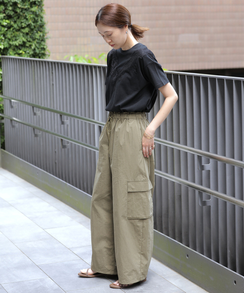 SLOBE IENA(スローブイエナ)の「《追加》CNドレープポプリンカーゴパンツ(カーゴパンツ・レディース・カーキ/ブラウン・36/38)」の22枚目の写真