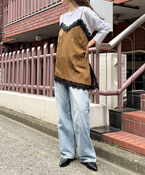 fredy emue(フレディエミュ)の「レースキャミコンビロンTシャツ(Tシャツ/カットソー・レディース・キャメル/ネイビー・38)」の4枚目の写真