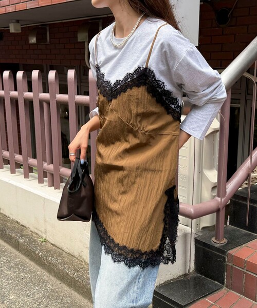 fredy emue(フレディエミュ)の「レースキャミコンビロンTシャツ(Tシャツ/カットソー・レディース・キャメル/ネイビー・38)」の11枚目の写真
