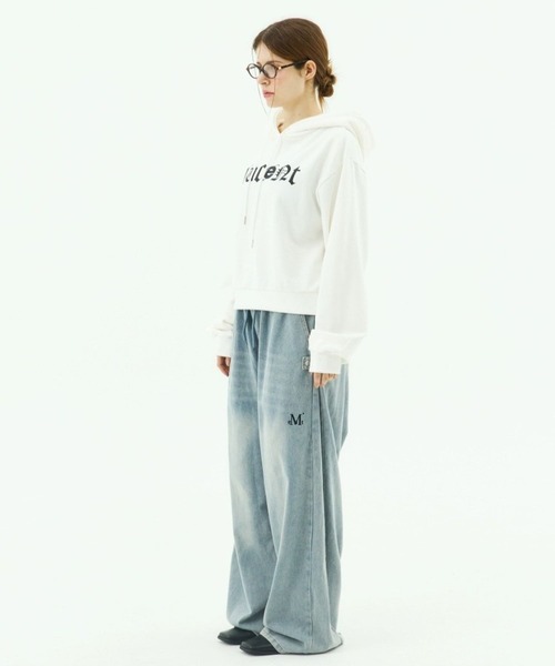 MUCENT(ムセント)の「MUCENT/FLUIDボタンデニムパンツ(デニムパンツ・レディース・ブラック/ライトブルー・SMALL)」の6枚目の写真