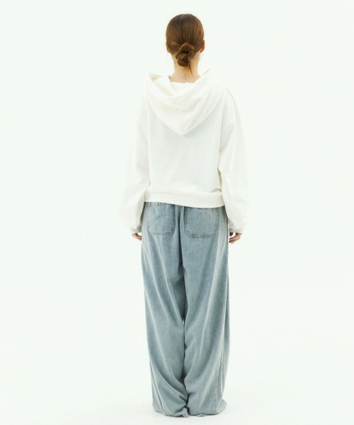 MUCENT(ムセント)の「MUCENT/FLUIDボタンデニムパンツ(デニムパンツ・レディース・ブラック/ライトブルー・SMALL)」の8枚目の写真