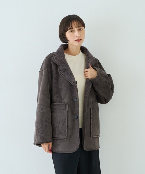 Rouge vif Anna(ルージュヴィフアンナ)の「【2サイズ展開】2WAYスタンドカラースエードライクリバーシブルボアコート(その他アウター・レディース・ベージュ/チャコールグレー・36/38)」の14枚目の写真