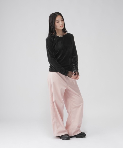 GLOBAL WORK(グローバルワーク)の「袖シアーベロア長袖T/1052816(Tシャツ/カットソー・レディース・ブラック/ダークブラウン/チャコールグレー・MEDIUM/LARGE)」の4枚目の写真