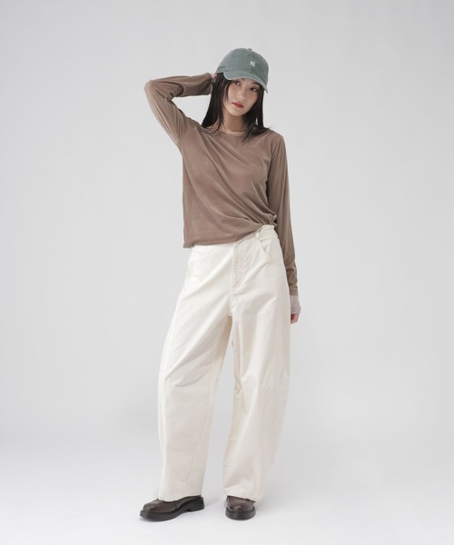GLOBAL WORK(グローバルワーク)の「袖シアーベロア長袖T/1052816(Tシャツ/カットソー・レディース・ブラック/ダークブラウン/チャコールグレー・MEDIUM/LARGE)」の22枚目の写真