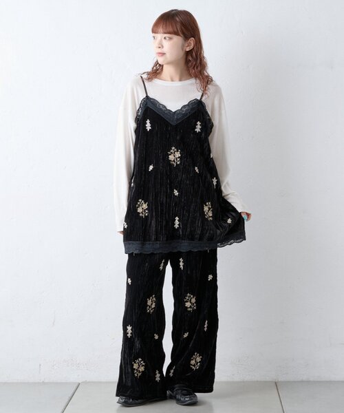 CIAOPANIC TYPY(チャオパニックティピー)の「Aguniベロアビジュー刺繍パンツ(その他パンツ・レディース・ブラウン/ブラック・ONE SIZE)」の7枚目の写真