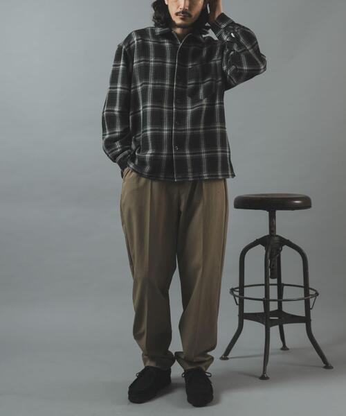 ITEMS URBANRESEARCH(アイテムズ アーバンリサーチ)の「ツイードチェックリングドットボタンシャツ(シャツ/ブラウス・メンズ・ブラック/オリーブ/レッド・LARGE/MEDIUM)」の8枚目の写真
