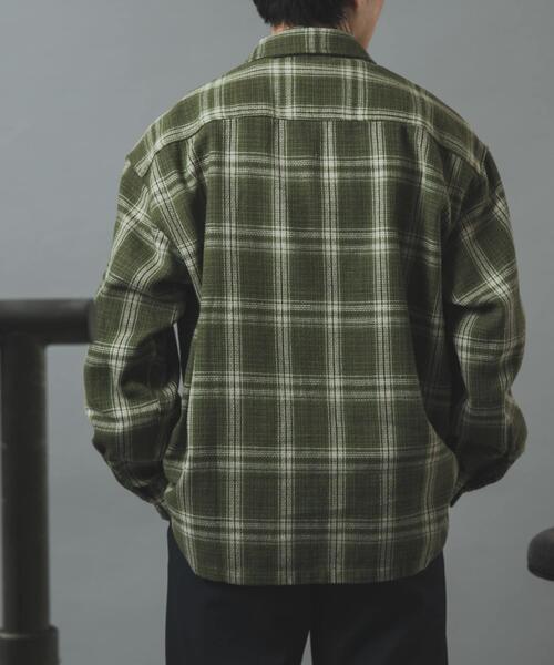 ITEMS URBANRESEARCH(アイテムズ アーバンリサーチ)の「ツイードチェックリングドットボタンシャツ(シャツ/ブラウス・メンズ・ブラック/オリーブ/レッド・LARGE/MEDIUM)」の17枚目の写真