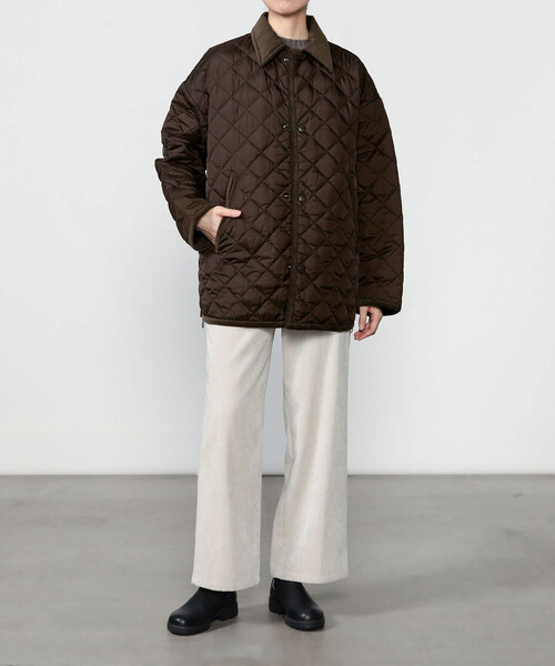 THE SHINZONE(ザ シンゾーン)の「THE SHINZONE |〈別注〉QUILTING SHORT COAT WOMEN(ナイロンジャケット・レディース・ブラウン/ブラック・F)」の15枚目の写真