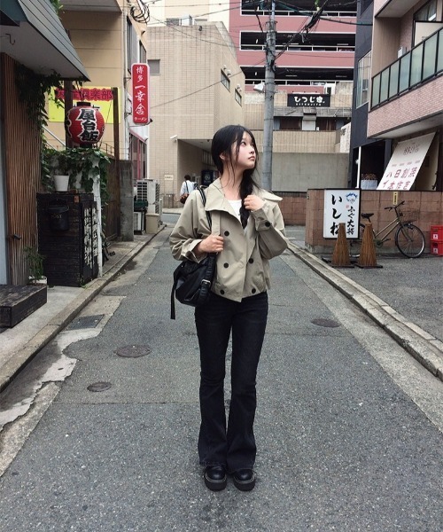 anyonemore(エニワンモア)の「ウォッシュドブーツカットデニムパンツ(デニムパンツ・レディース・ブラック・LARGE/MEDIUM/SMALL)」の10枚目の写真