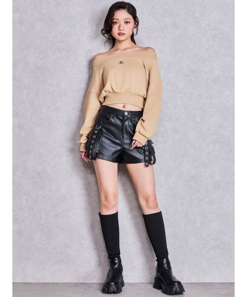 GYDA(ジェイダ)の「ハイウエストEYELET STRAP CARGOフェイクレザーショートパンツ(その他パンツ・レディース・ブラック・MEDIUM/SMALL)」の18枚目の写真