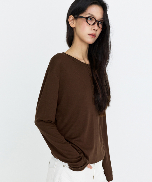 MONGDOL（モンドル）の「ウール・テンセル ヘンリーネック長袖Tシャツ MDTS112_6 Colors（Tシャツ/カットソー・レディース・ホワイト/ブラック/ライトグレー/ブラウン/ベージュ/ピンク・F）」の11枚目の写真