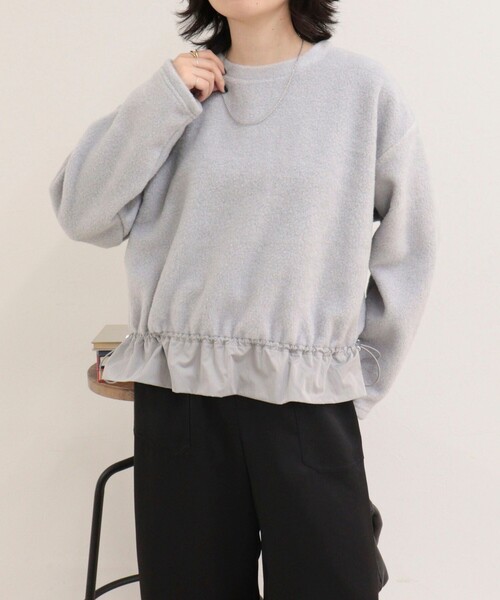 fredy emue(フレディエミュ)の「ブークレ裾ドロストプルオーバー(Tシャツ/カットソー・レディース・ネイビー/グレー/アイボリー・38)」の2枚目の写真