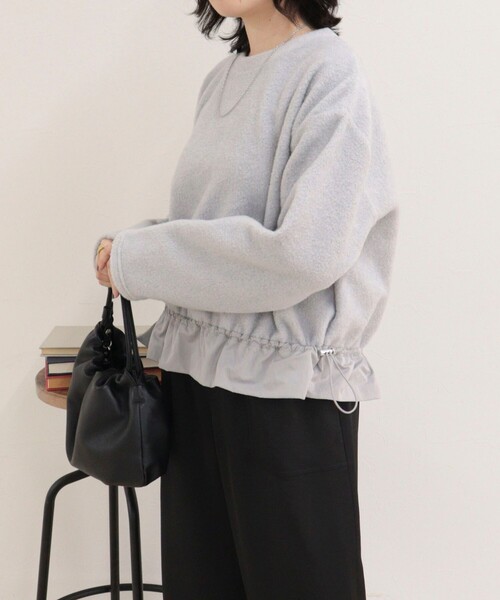 fredy emue(フレディエミュ)の「ブークレ裾ドロストプルオーバー(Tシャツ/カットソー・レディース・ネイビー/グレー/アイボリー・38)」の11枚目の写真