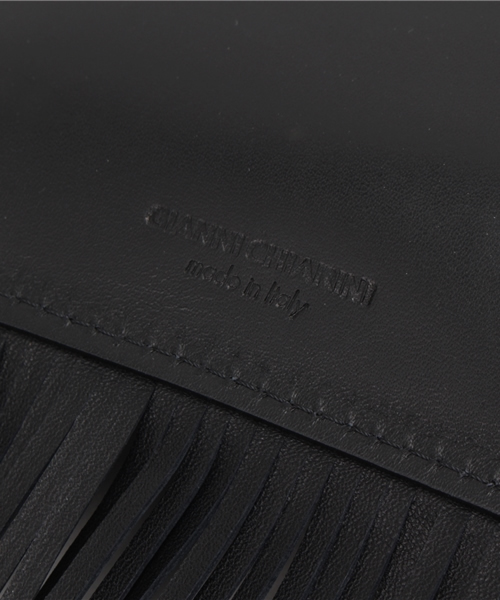FIGARO Paris(フィガロパリ)の「GIANNI CHIARINI フリンジクラッチバッグ◆(クラッチバッグ・レディース・ブラック/ブラウン・FREE)」の6枚目の写真