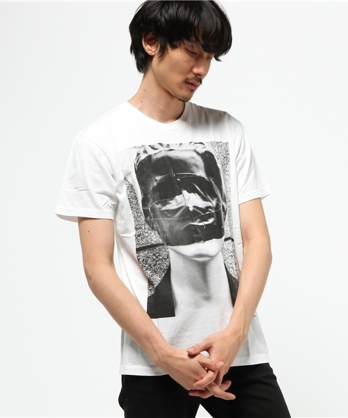 森山大道　フォトTシャツ UTが写真家・森山大道氏の代表作をフォトTとしてリリース – 時代を超え