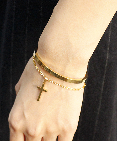 YArKA（ヤーカ）の「【YArKA / ヤーカ】stainless plane bangle1/ステンレスプレーンバングル1（バングル/リストバンド・メンズ・シルバー/ゴールド/ブラック・FREE）」の14枚目の写真