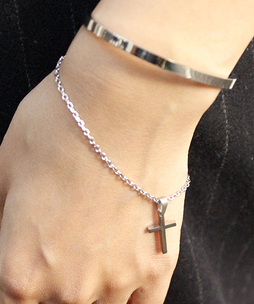 YArKA（ヤーカ）の「【YArKA / ヤーカ】stainless plane bangle1/ステンレスプレーンバングル1（バングル/リストバンド・メンズ・シルバー/ゴールド/ブラック・FREE）」の17枚目の写真