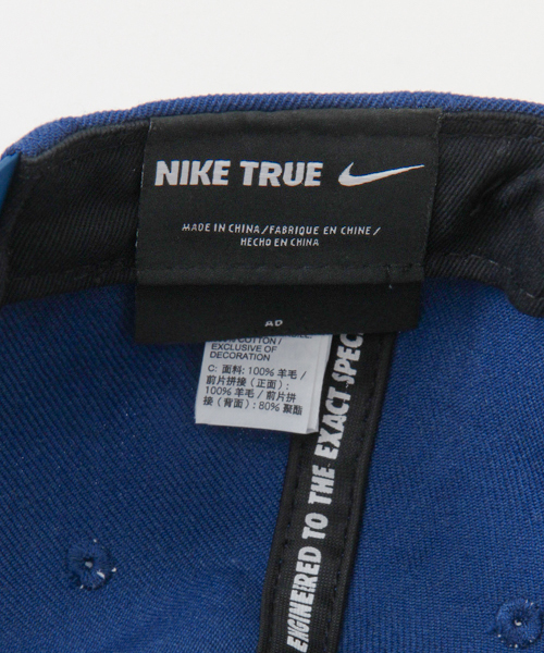 NIKE(ナイキ)の「NIKE スナップバックフューチュラ(キャップ・レディース・ブラック/ネイビー/ホワイト/グリーン・ONE)」の11枚目の写真