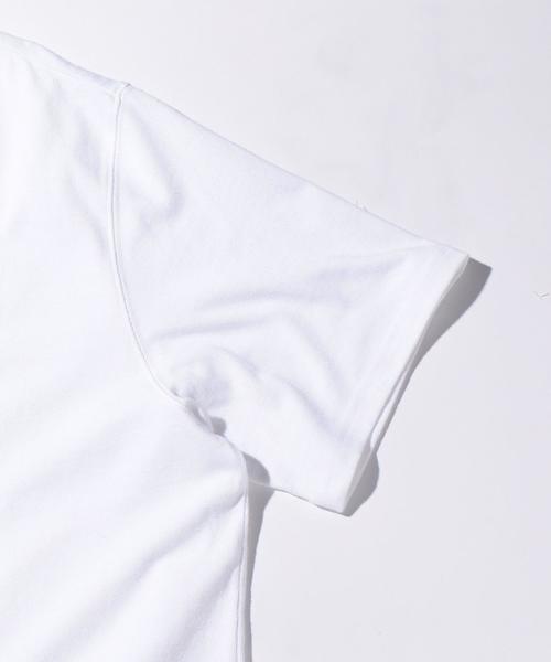 Guess(ゲス)の「<GUESS Originals> TRI LOGO TEE SS/Tシャツ(Tシャツ/カットソー・メンズ・ホワイト・LARGE/MEDIUM/SMALL)」の4枚目の写真