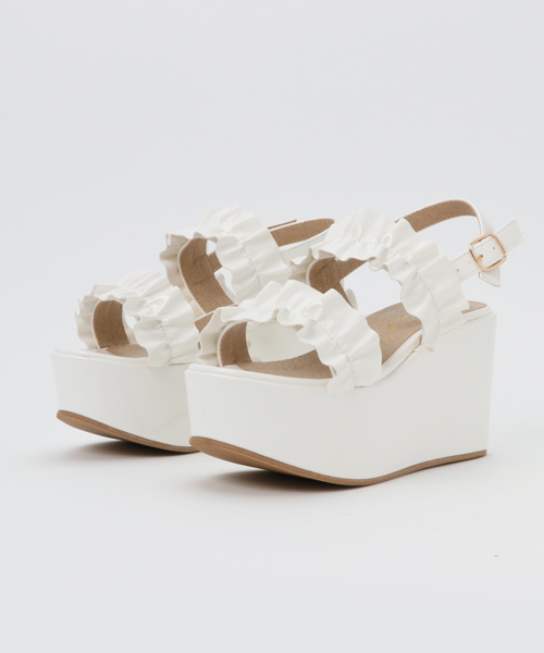 WEGO(ウィゴー)の「WEGO/フリルエナメルサンダル(サンダル・レディース・ピンク/ブラック/ホワイト・LARGE/MEDIUM)」の13枚目の写真